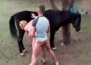 Crazy bestial threesome with a blonde